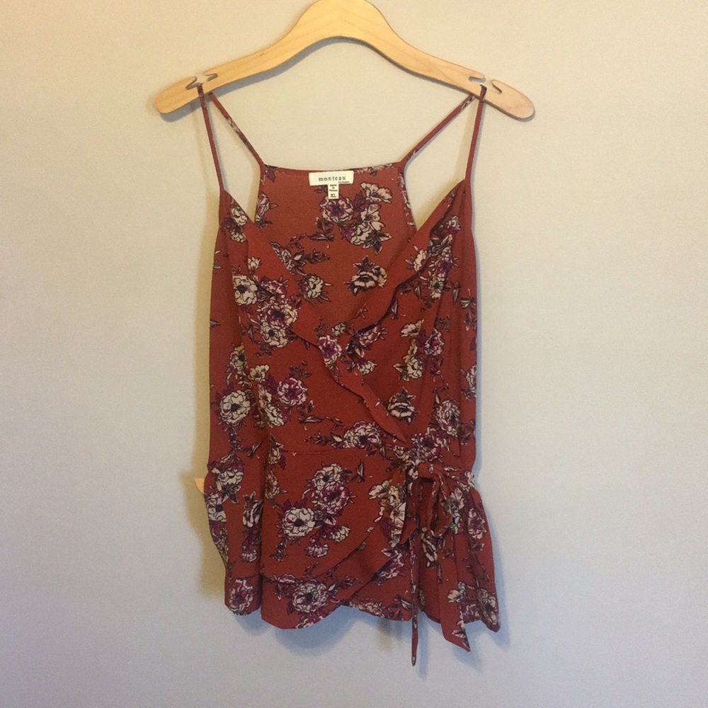Scalloped wrap tank